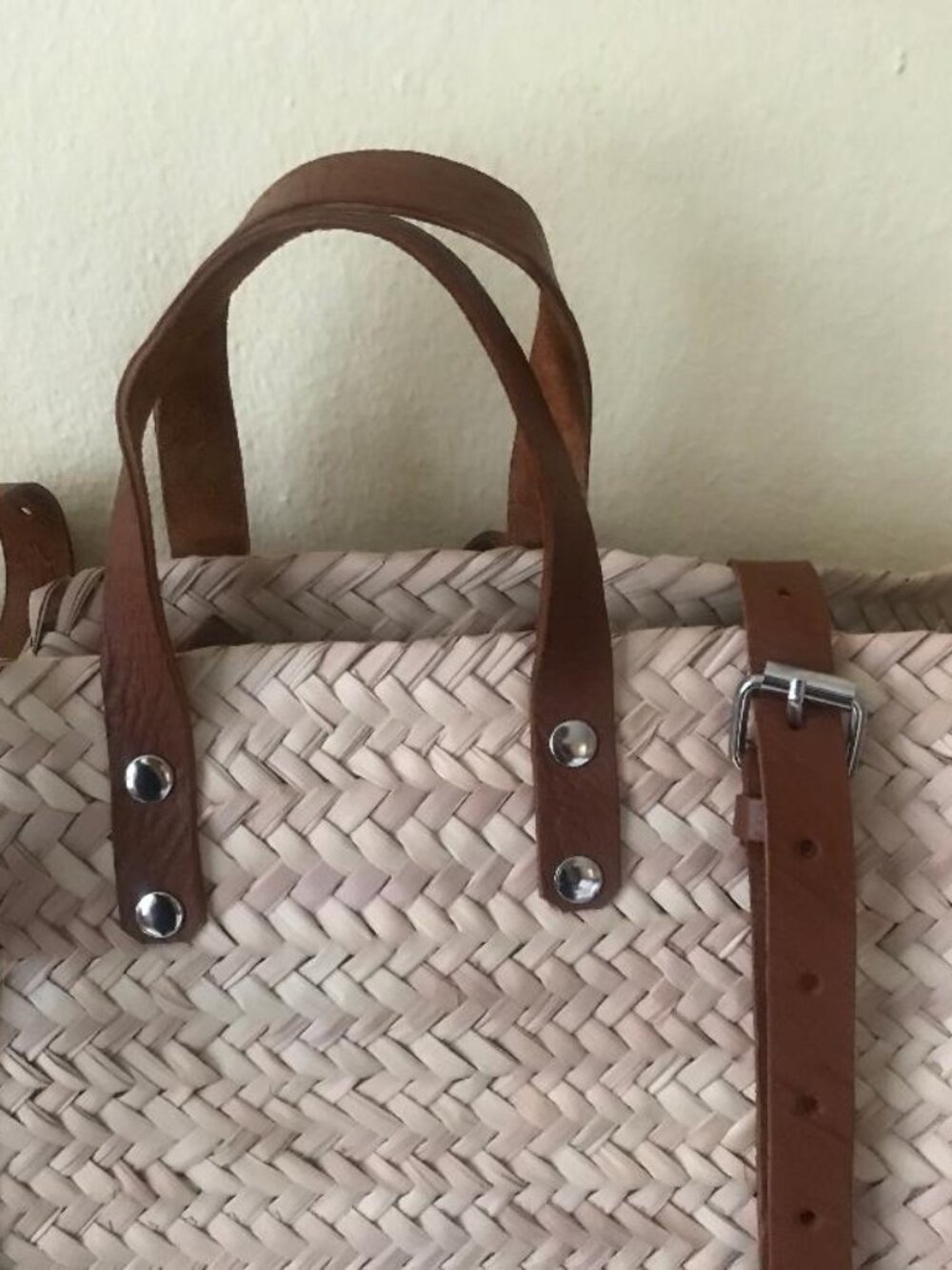HAMPTONS Straw & Genuine Leather Backpack - Picture 4 of 6